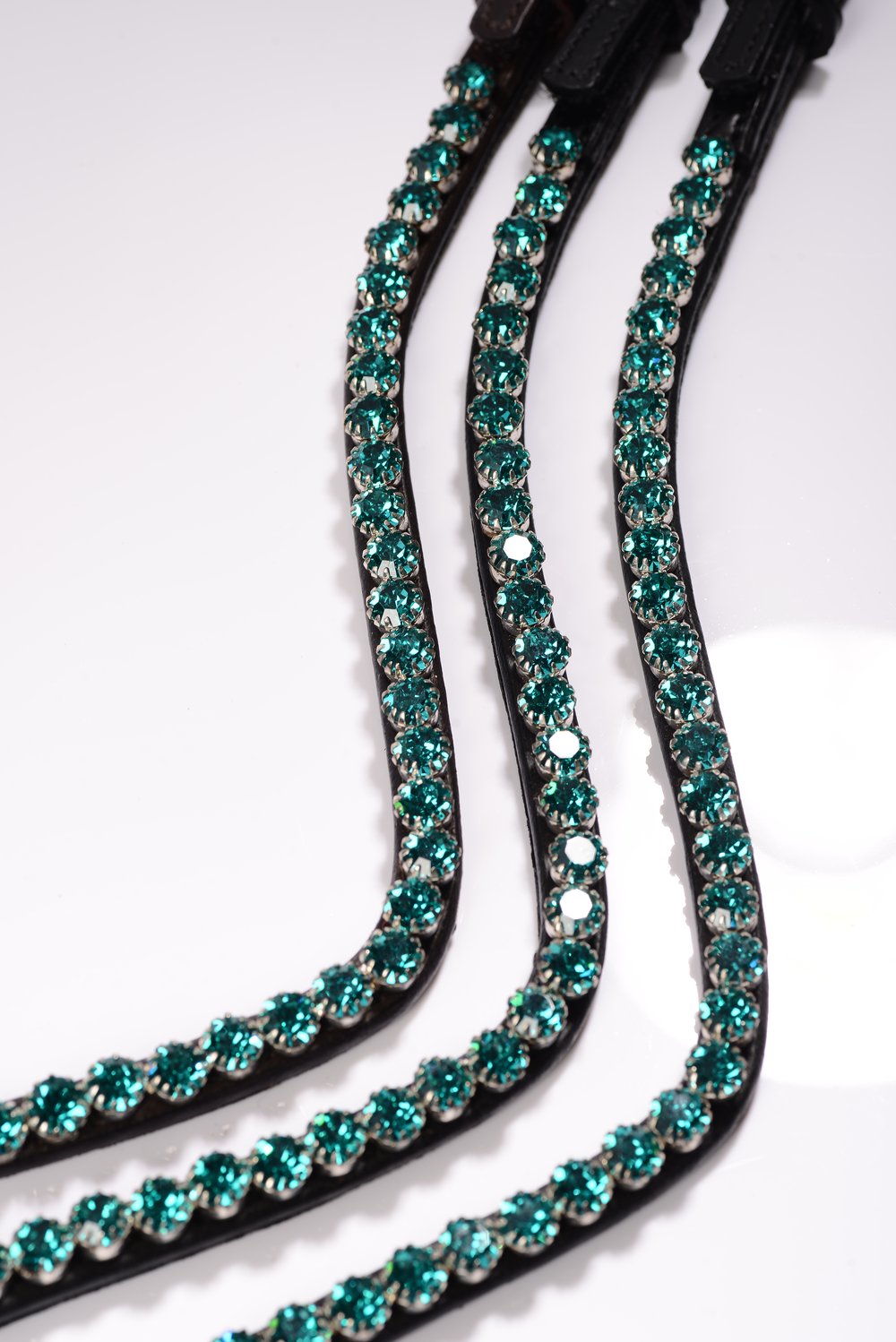 Blue Zircon (8 mm)